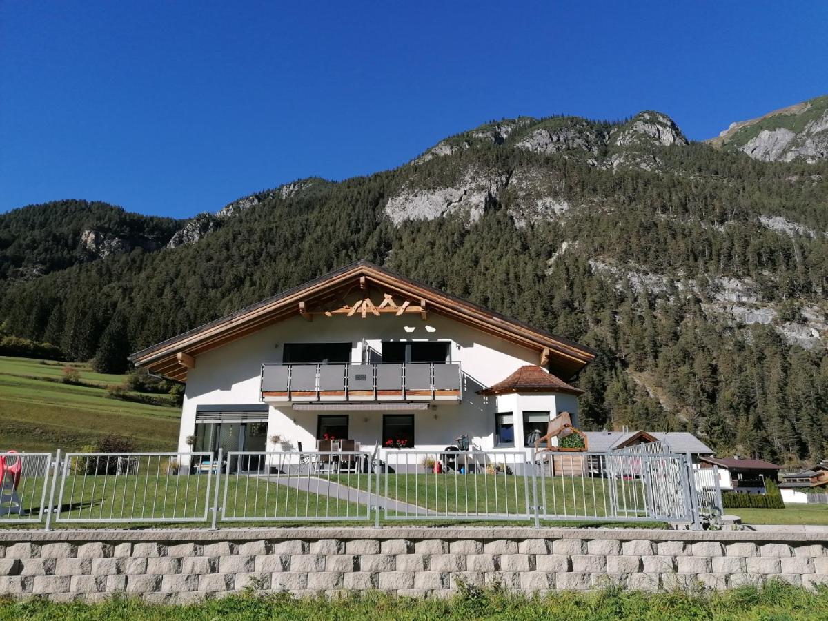 Apart Stella Alpina Pettneu am Arlberg Eksteriør bilde