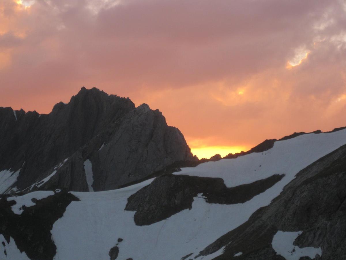 Apart Stella Alpina Pettneu am Arlberg Eksteriør bilde