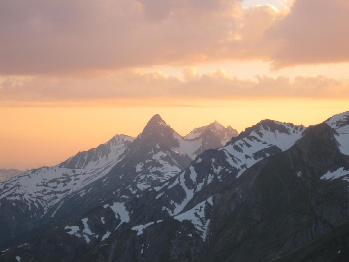 Apart Stella Alpina Pettneu am Arlberg Eksteriør bilde